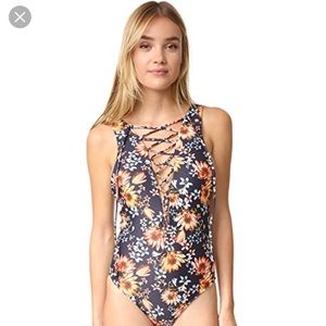 Beach Riot Kira One Piece bathing suit Size Small